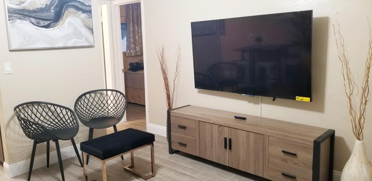 Very Glam Apartment 5 Miles From Hard Rock Hollywood Exterior foto